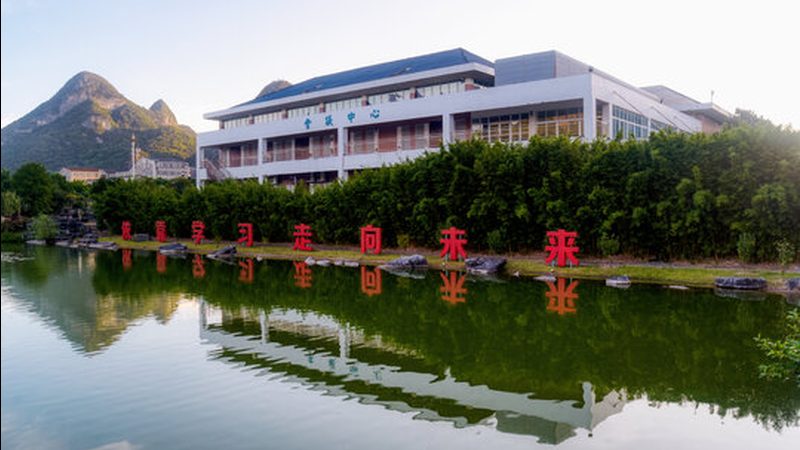 PCB打板价格参数揭秘：如何准确评估成本与性能