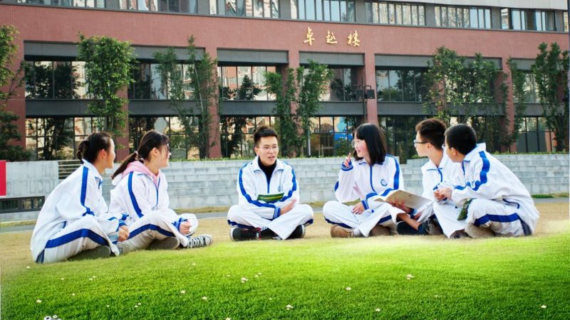 电子科技选厂之道：揭秘如何精准锁定优质供应商**
